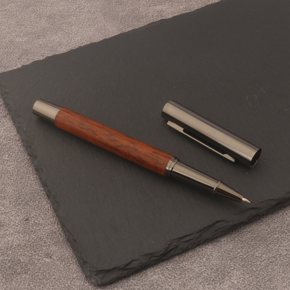 Houten rollerballpen van hoge  - High Tech Office Accessories recensie en prijs